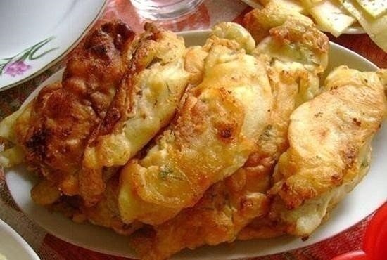 Рецепт приготовления рыбы в кляре со сметаной.Для приготовления понадобится:филе рыбы – 0.5 кгяйца – ...