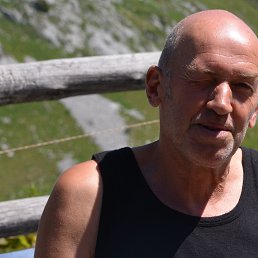 Willi, 61, 