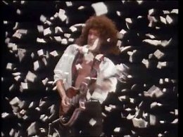 Queen - The ShowMust Go On https://youtube.com/watch?v=t99KH0TR-J4