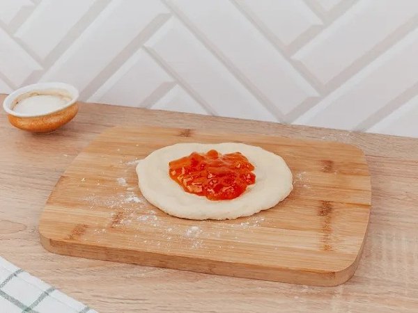 Жареные пирожки с повидлом.Повидло переводится с польского как «уваренное фруктовое пюре с сахаром». ... - 7