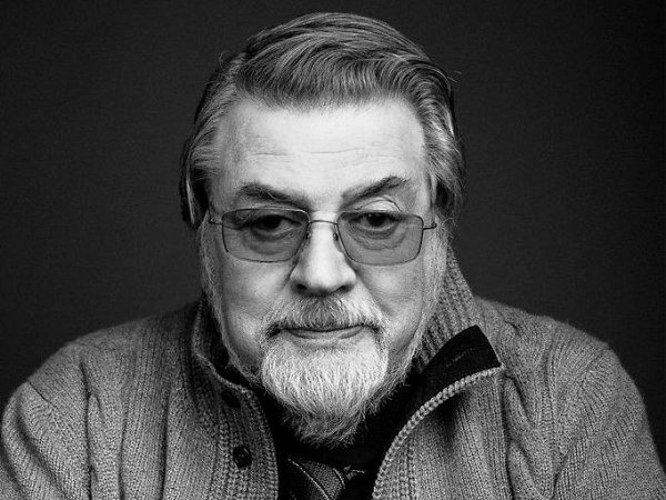 Я могу нa6poсать nортрет поколения. Но зачем? Мне кажется, сеrодня наш опыт мешает. В словарях типа ...