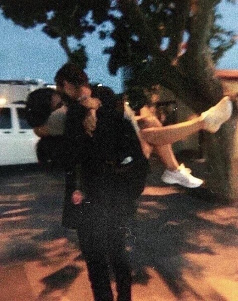 — Я лучше буду ругаться с тобой, чем обнимать кого-то другого. - 4