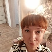 Olga, 40 , 