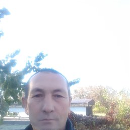 Александр, 48, Дергачи