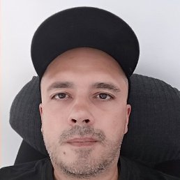 Andre, 38, 