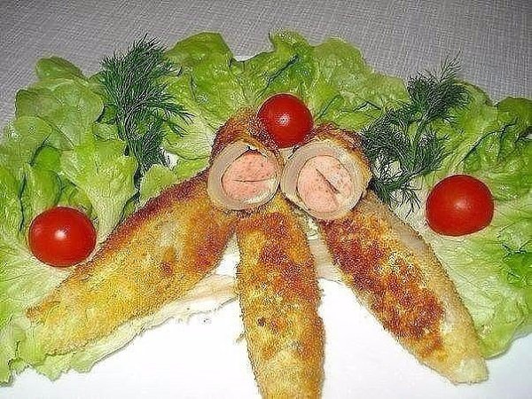 Сосиски в капусте - очень просто и обалденно вкусно!!! Ингредиенты: - 5 сосисок - кочан капусты - 3 ...