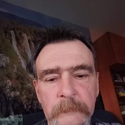 Sàndor, 60, 