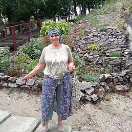 Lidia, , 73 