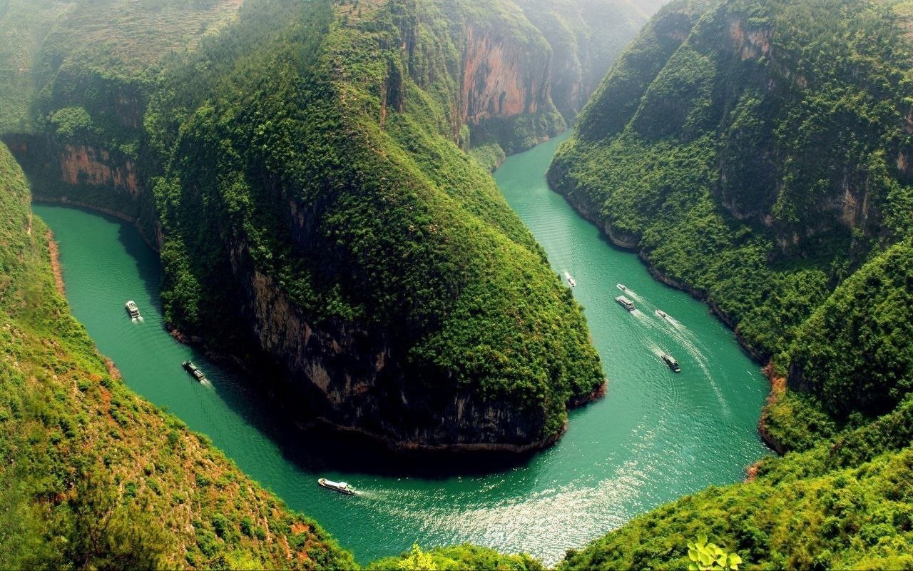 , Pingshan Canyon, Hefeng county, Hubei province.        ...