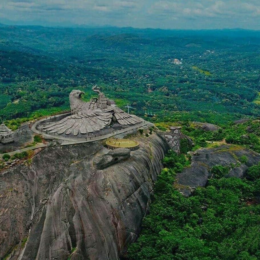 ,   .    (Jatayu Earth Centre),     ...