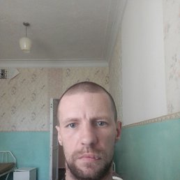 Александр, 34, Донецк-Северный станция