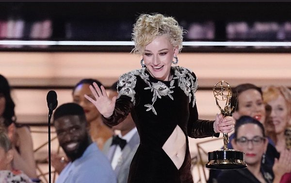  74-   Emmy.      HBO ... - 8