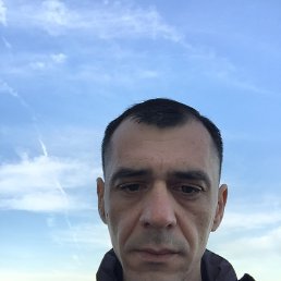 Sergei, 39, 