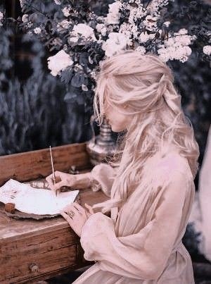 Разберу-ка я шкаф с обидами. И с недавними, и забытыми. Там - ударили. Тут - не поняли. Где ...