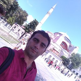 Ege, 32, 