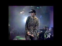 https://www.youtube.com/watch?...Vb7qDfnml4