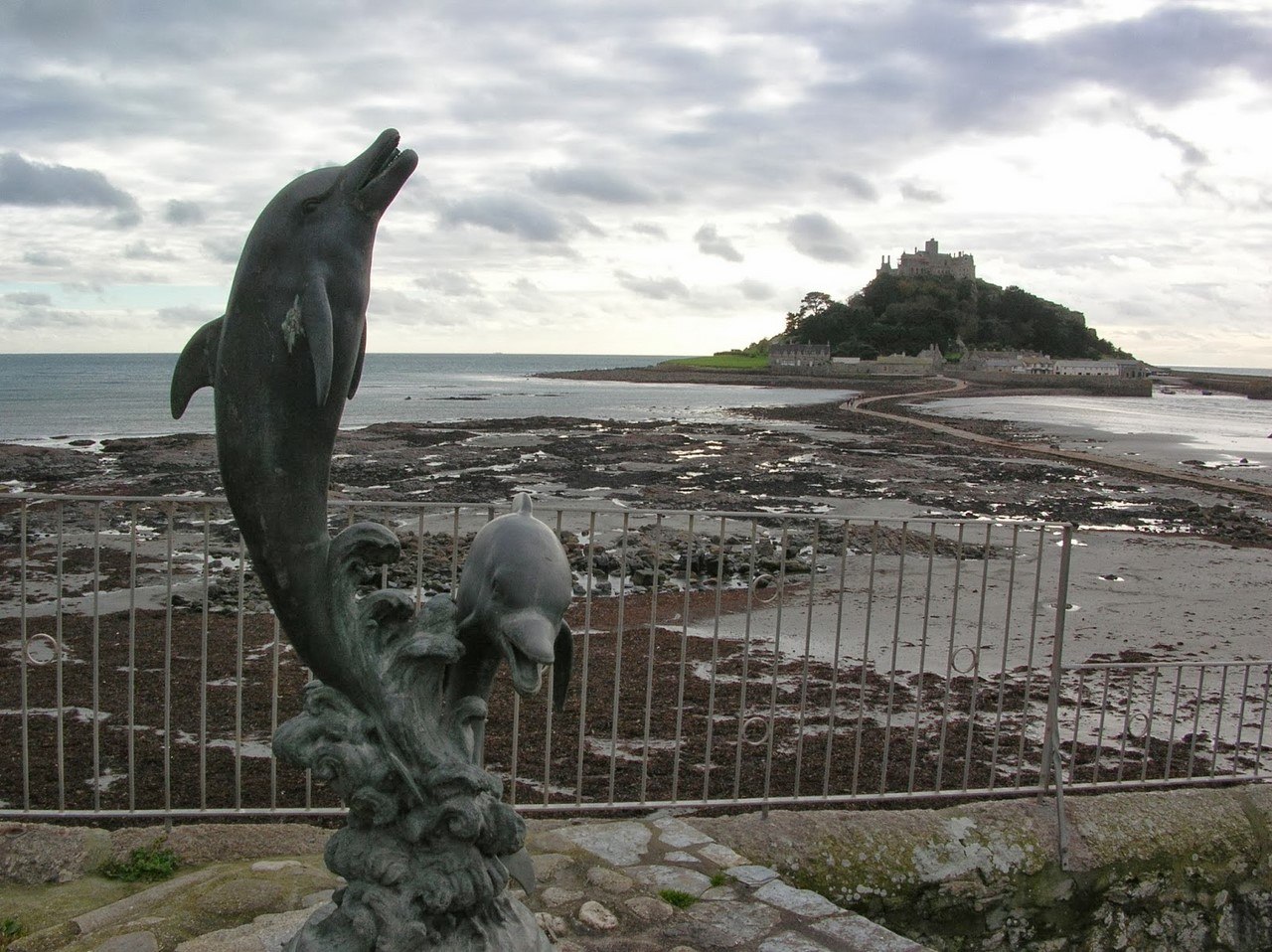     -- (St Michaels Mount, Cornwall), ... - 8