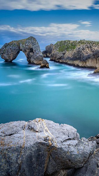 � ����,����.....