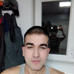 Fedya, 26, 