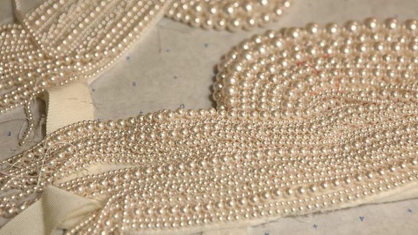 The Story Behind Lupita Nyong’o’s Oscar Red-Carpet Look. Lupita Nyong'o wore a 6,000 pearl-adorned ... - 2