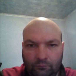 Radu, 42, 