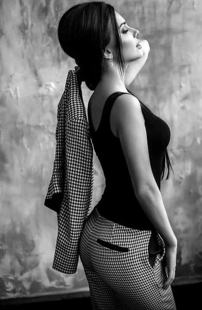 "    .    -   .      ...