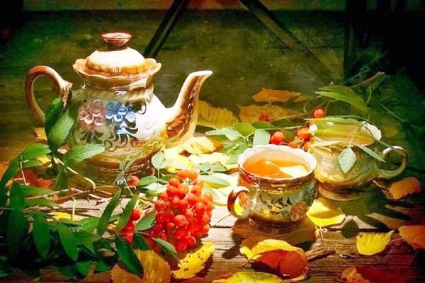 Давайте посидим, друзья, За ароматным чаем И обо всём поговорим, Часов не замечая... С души пусть ...