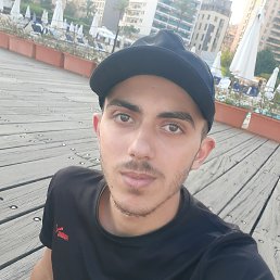 Yahia, 35, 