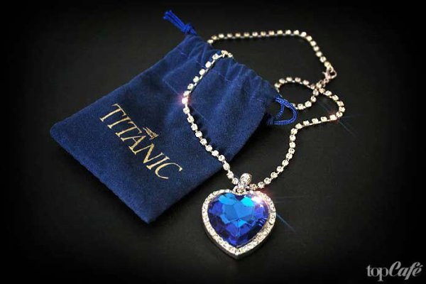    (Heart of the Ocean Necklace)  17  