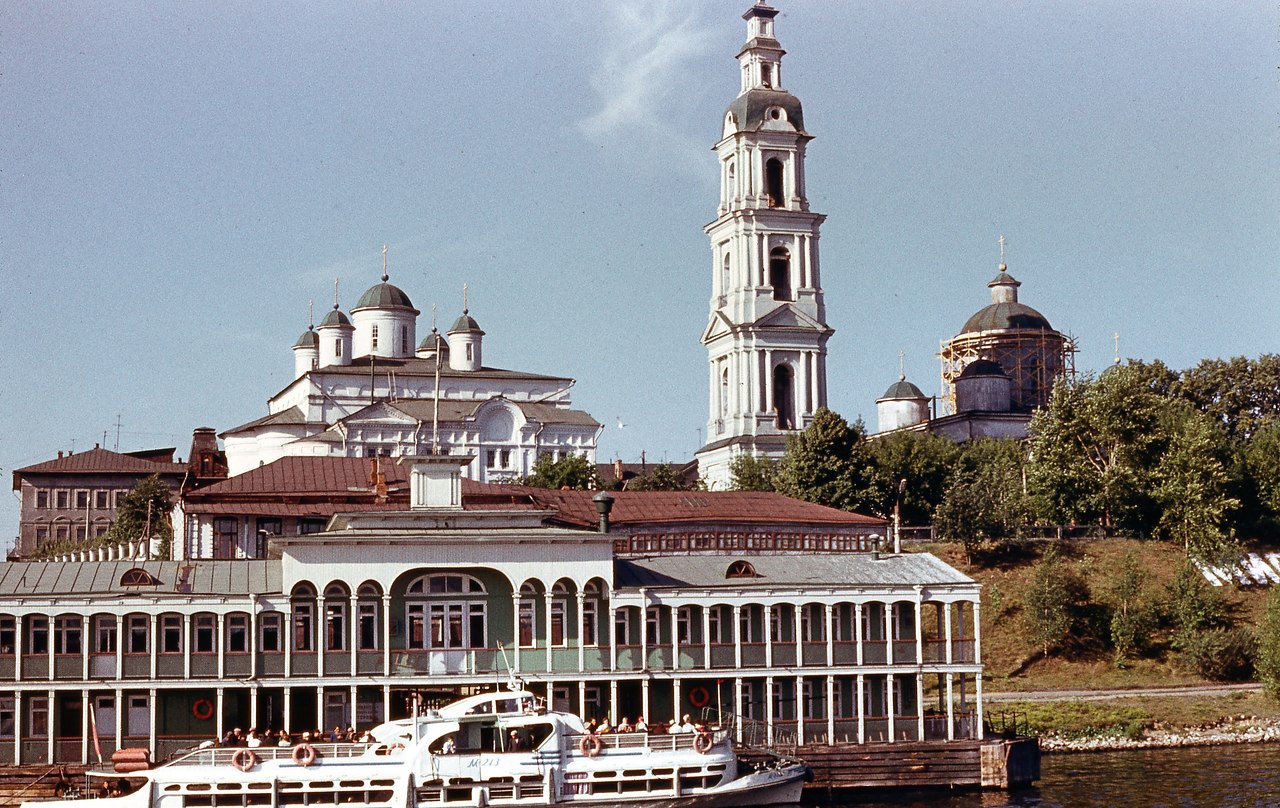 Причал города Кинешма. 1975 год. Автор фото: Георгий ... | Назад в СССР |  Фотострана | Пост №2527155048