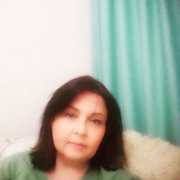 Olga, 46, 
