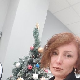 Lena, 48, 