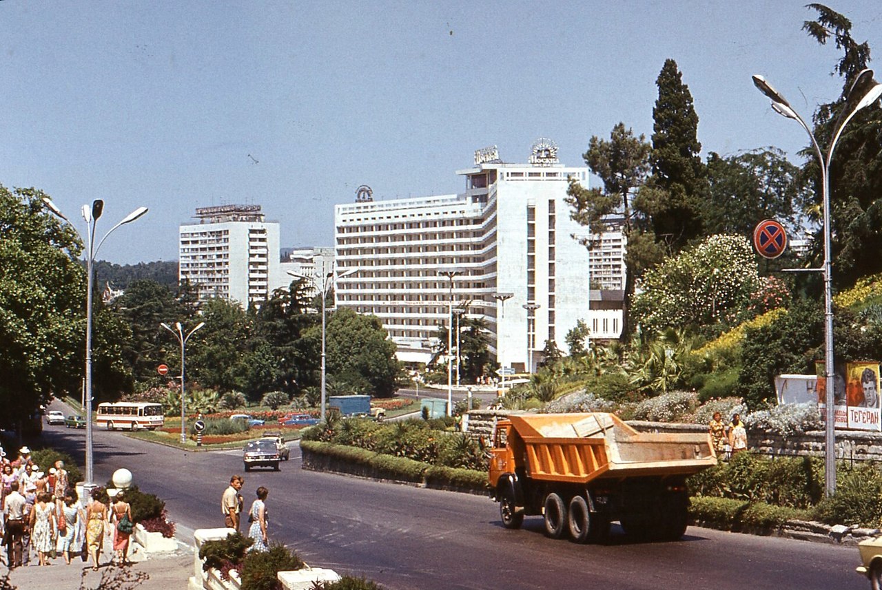 Гостиница Москва в городе Сочи. Первая половина 1980-х гг. ... | Назад в  СССР | Фотострана | Пост №2557808026