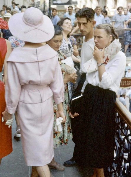 Christian Dior в Москве, 1959 год: удивление и растерянность жителей столицы. Москва замерла от ... - 4