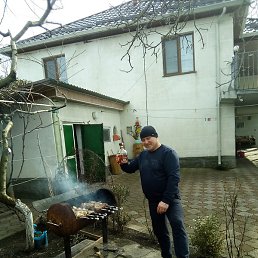 Alexandru, , 46 