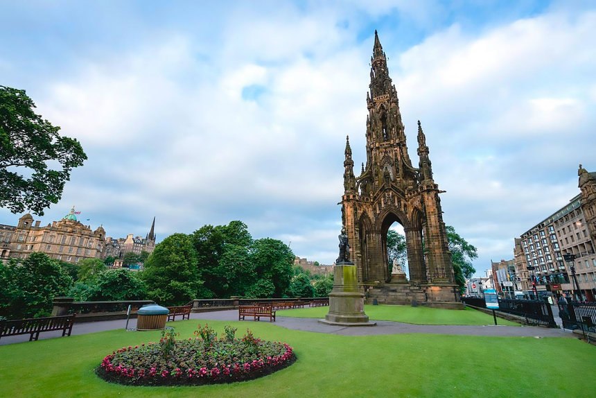  .  (. Scott Monument)   ,  ... - 2