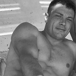 Sergey, 33, 