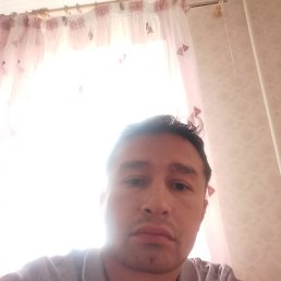 Max, 34, 