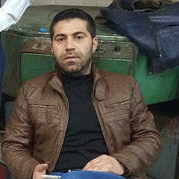 Hakan, 43, 