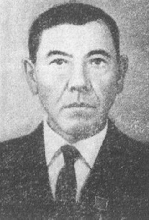 Василий Прокопьевич Петров, (26 апреля 1915 — 11 января 1991) — Герой Социалистического Труда, ...