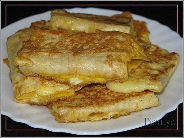 Завтрак на скорую руку.Тонкий армянский лаваш - удивительно удобный продукт для множества ...