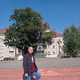 Konstantin, , 46 