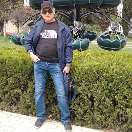 *ALEKSANDR, 64, 