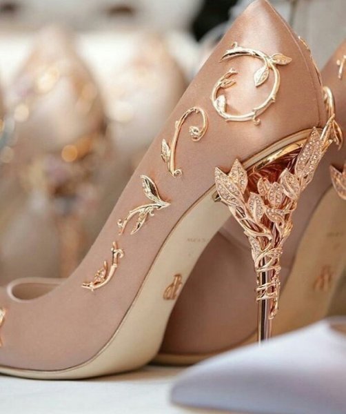 Когда каждая деталь на своем месте. Красота от Ralph and Russo heels - 6