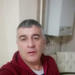 Ali, 45, 