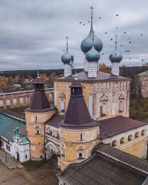 Борисоглебской монастырь- крепость недалеко от Ростова Великого. Борисоглебский на Устье Ростовский ... - 6