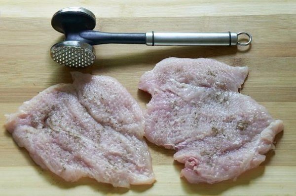 Куриная грудка под шубой.Ингридиенты:Очень вкусно и не особо сложно!Вам потребуется:Грудка куриная 2 ... - 3