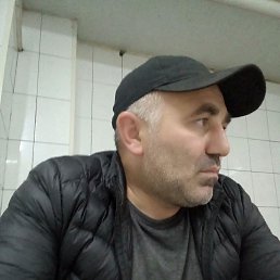 Zaur, 40, 