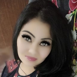 Leyla, 28, 