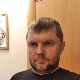 Oleg, 44, 